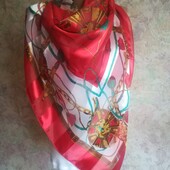 Дві класні хустки одним лотом.