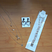 набір прикрас одним лотом