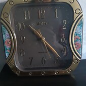 Настінний годинник, робочий, на батарейках