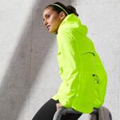 ♕ Якісна жіноча спортивна куртка від Tchibo (Німеччина) розміри наші 48-50(42 євро)нюанс