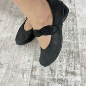 Черные туфли из натуральной кожи на липучках Мягкие удобные на небольшом каблуке 24 см