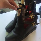 Зручні і комфортні шкіряні ботиночки