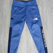 The north face теплые спортивные штаны на рост 122 см нюанс 