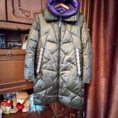 Теплюще пальто зимове.ідеальн.стан.