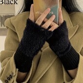 Стильні та надзвичайно м’які митенки