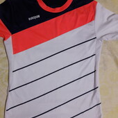 Розпродаж! Спортивна футболка