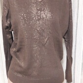 Приємний пуловер