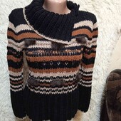 Свитер s/m размера,в груди 94 см.