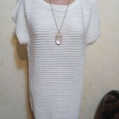 Гарна жилетка с люриксом 12 розміру,в грудях 102-108 см.