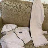 Спортивний костюм!