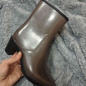 Гумові сапоги не тверді зручні 