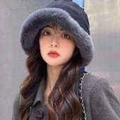 Новая шапка внутри утеплённая