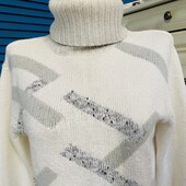 Свитер под горло р,M,L.