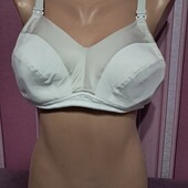 Жіночий бюстгальтер 85 /100 С гарний стан