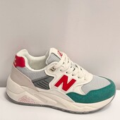 Жіночі кросівки New Balance (кроссовки)