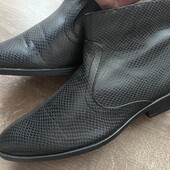 Чоботи жіночі