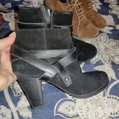 Утеплені напівчоботи з натуральної шкіри та замші SoleFlex 39 розмір