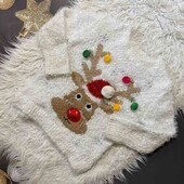 Тепленький , мягусенький новогодний свитерок травка на 6 лет