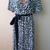 Нова сукня. Розмір 12/40.