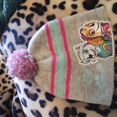 Гарна шапочка. Фірмова.