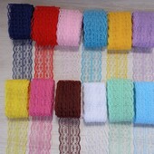 Мереживна стрічка. колір на вибір