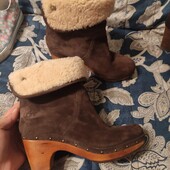 Шикарні утеплені ботільони 38p. Ugg Australia us 7