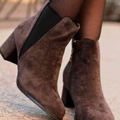 Стильні та зручні демісезонні черевики.