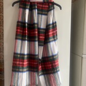 Мʼякий теплий шарф в клітинку