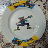 Яскрава тарілка