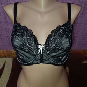 Гарний мереживний бюстгальтер F&F р. 34/75G