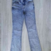 Prettylittlething брендовые стильные джинсы высокая посадка!!! низ клёш!!! размер S