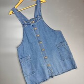 Джинсовий сарафан з ґудзиками спереду