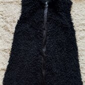 16. Меховая жилетка