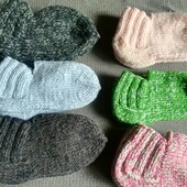 Теплі в'язані носочки