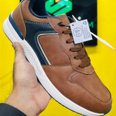 Чоловічі кросівки Німеччина