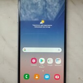 Samsung Galaxi A 8, в ідеальному стані. NFC. коробка, документи.