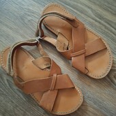 Красиві зручні босоніжки нат.шкіра!