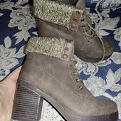 New look uk5 38p 25см чоботи на шнурках