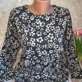 В ідеалі як нова,кофтинка у рубчик розмір Л.