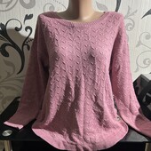 Теплий светр, р.М в гарному стані