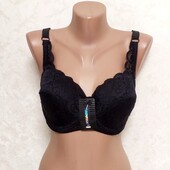 Бюстгальтер Benfish , объем 95,115. Два цвета