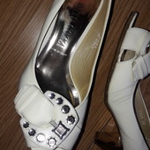 Итальянские ,лаковые туфли от Alberto Gozzi 38р