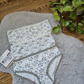 Прекрасні, натуральні, ніжні труси, бренд, 3шт,Нові