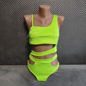 Симпатичный яркий купальник, р.S/M