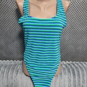 Симпатичный сдельный купальник( микрофибра), р.42(евро)