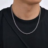 Ланцюжок переплетений в двох кольорах чорний, срібло, медсталь