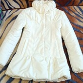 Чудова демі курточка на 7-9 років