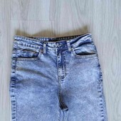 Prettylittlething брендовые стильные джинсы высокая посадка!! низ клёш!! размер S