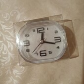 Будильник-годинник настільний білий Аврора 0108