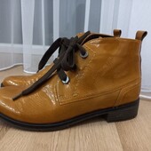 Marco Tozzi лакові черевики 38 розмір устілка-25